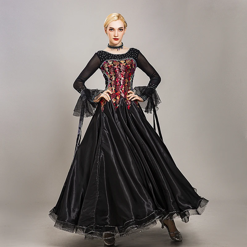 Черное бальное платье стандартное танцевальное для соревнований вальса