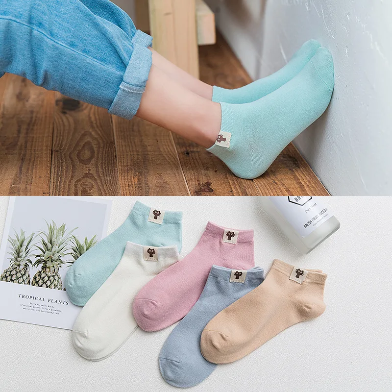 

6 Pieces = 3 Pairs/lot Ladies Pure Color Kitty Cloth Label Cotton Candy Color Short Female Tube Korean Soft Girl Personality