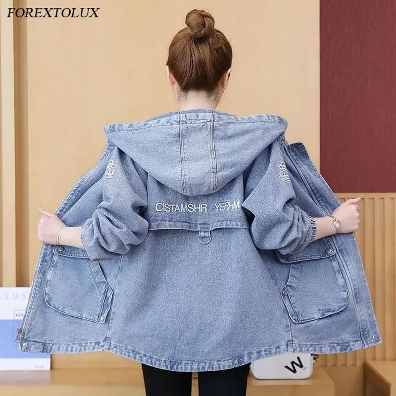 

Куртка женская джинсовая с капюшоном, свободная повседневная верхняя одежда из денима, с вышивкой надписью, на молнии, с длинным рукавом, си...
