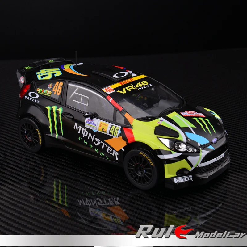

Модель автомобиля из сплава 1:18 IXO Ford Carnival RS WRC 2012 Monza Rally No. 46