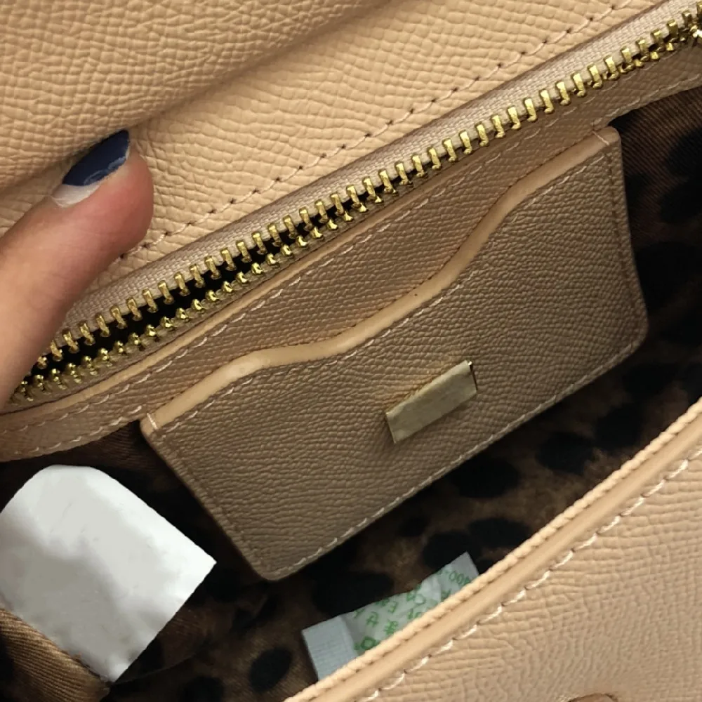 

2021 new high-quality leather lychee pattern one-shoulder messenger clutch
