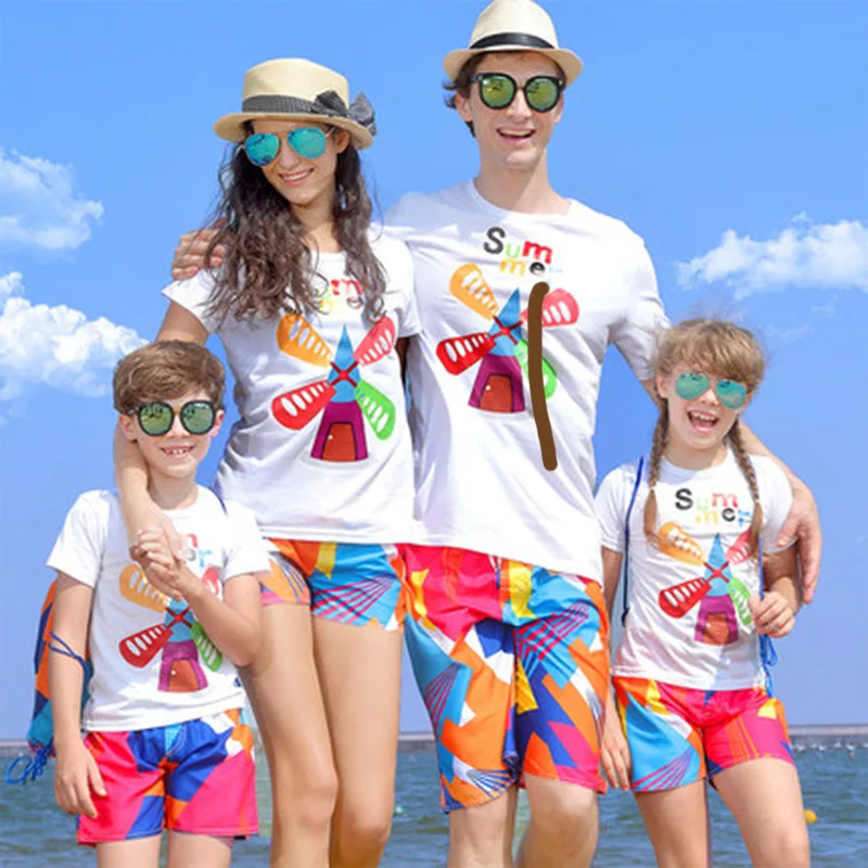 Семейная одежда купальник летний для мамы папы дочери сына маленьких девочек