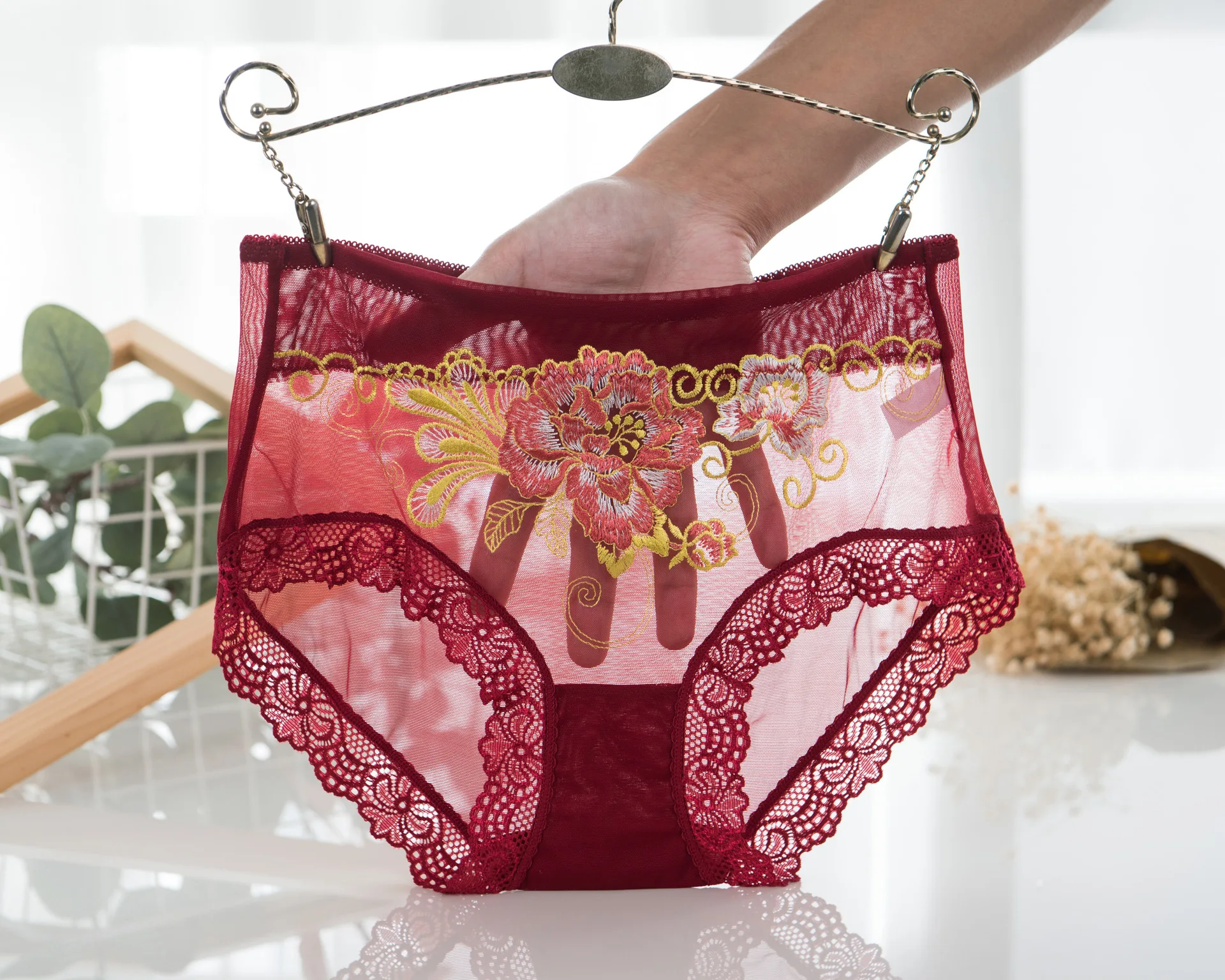 [Низкая цена] сексуальное кружевное нижнее белье для женщин с вышивкой бесшовное
