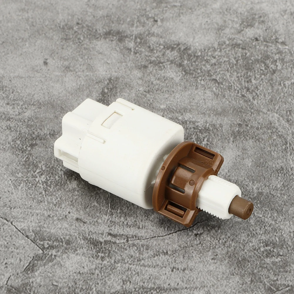 Переключатель стоп светильник 84340-19026 для TOYOTA COROLLA YARIS AYGO AVENSIS AURIS VAUXHALL SUZUKI FIAT PEUGEOT OPEL