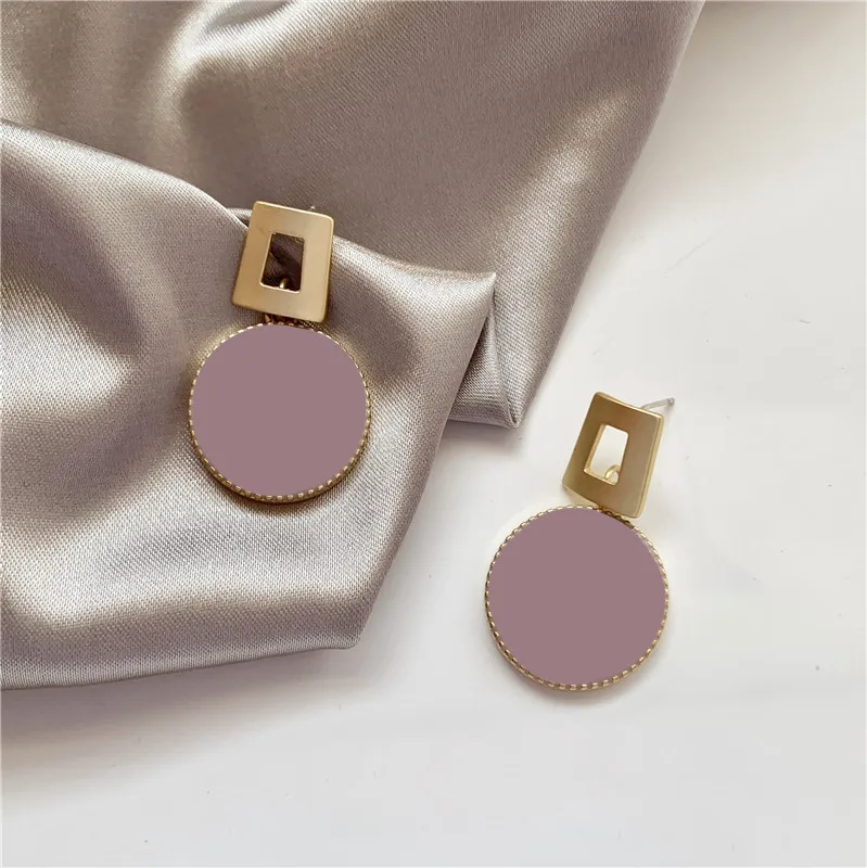 Модные популярные женские туфли в ретро стиле капельного старших серьги