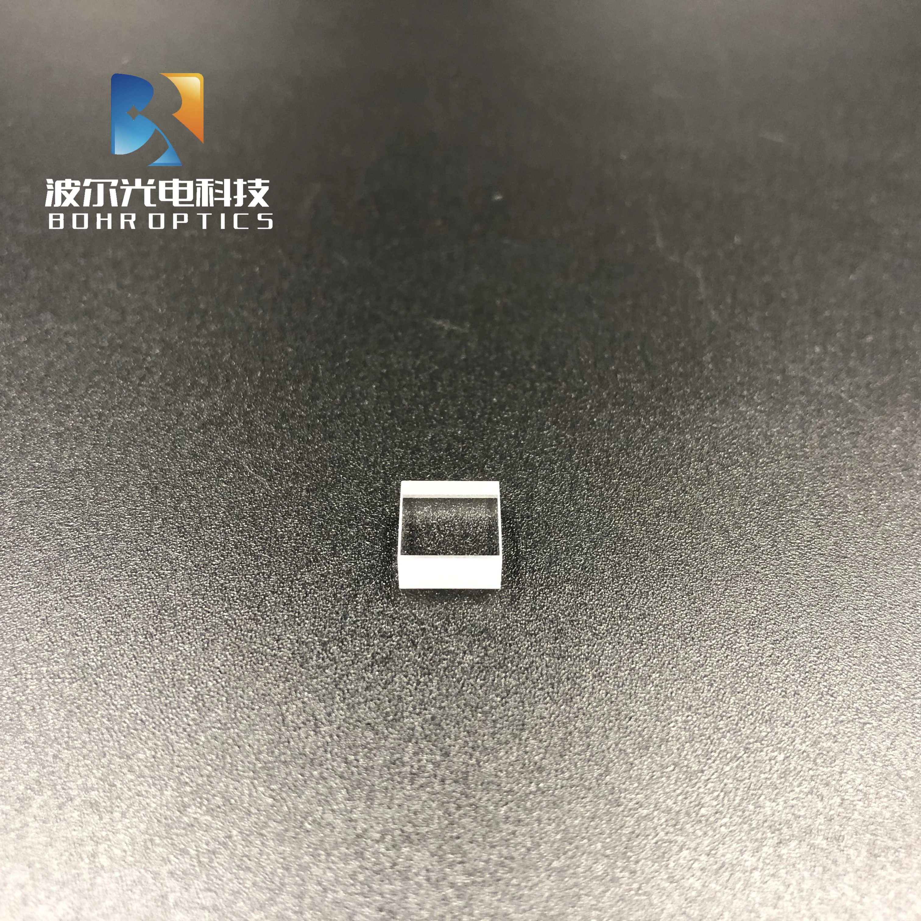 Цилиндрическая линза K9 8*8*4 мм оптическое стекло с фокусным расстоянием 40