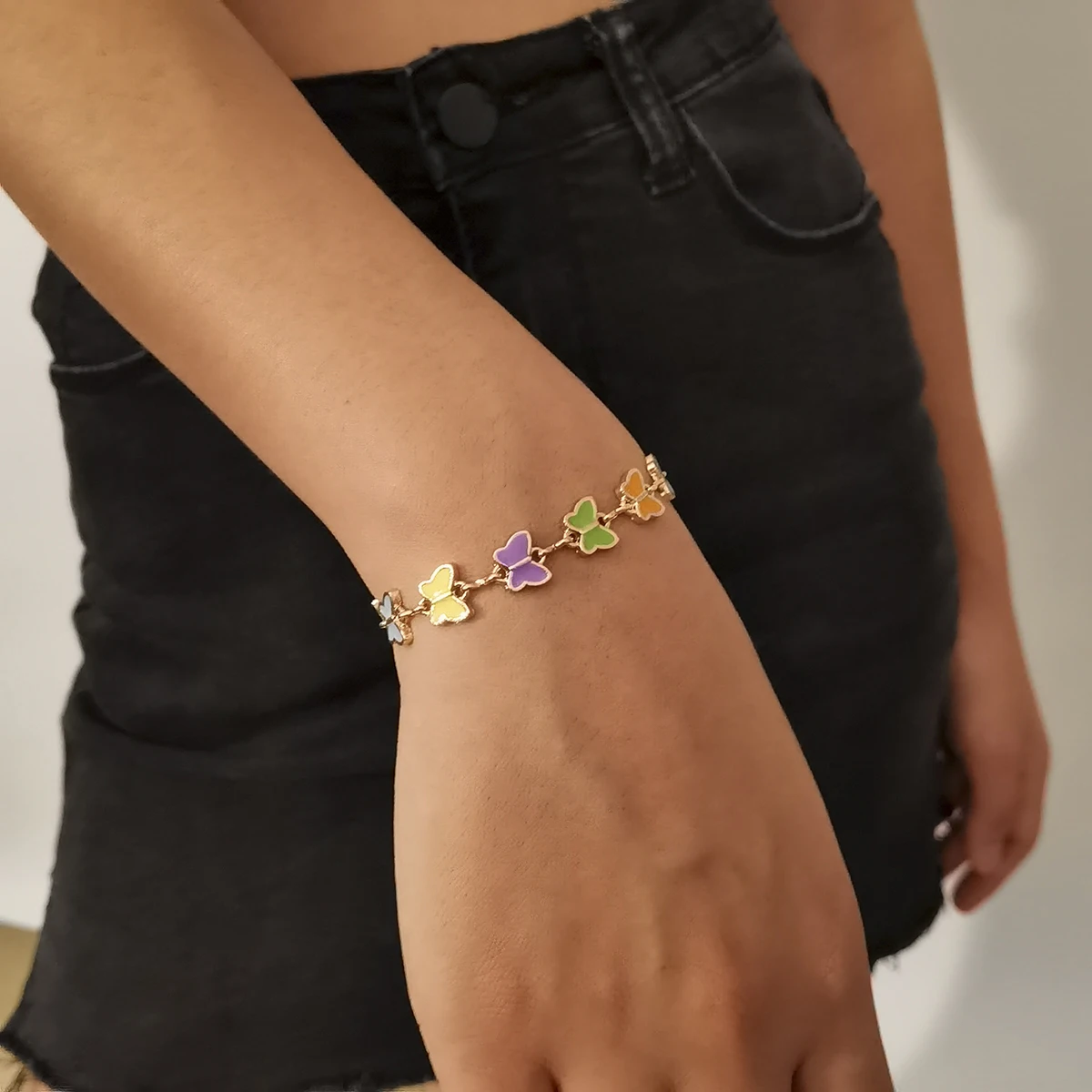 

Glamour Fashion Women's Boho Retro Multi-Element Alloy Cute Butterfly Color Simple Bracelet Girl Party Jewelry Girlfriend Gift
