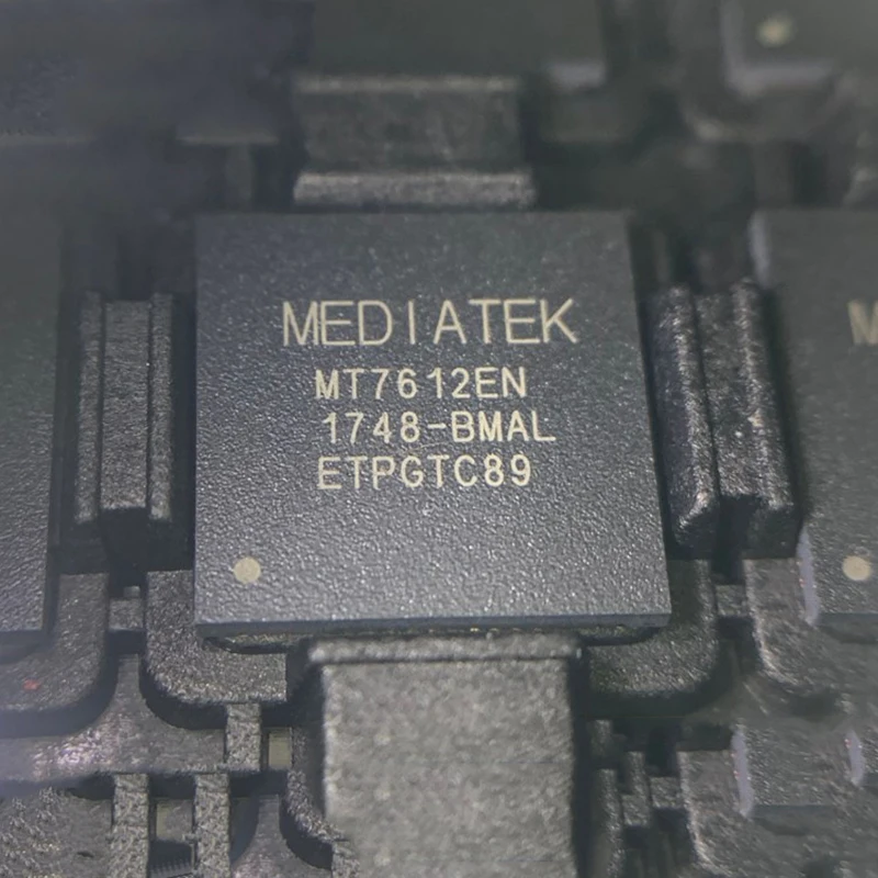 

5pcs/lot MT7612EN/B MT7612EN QFN New Original Genuine IC Chip