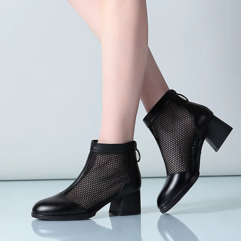 

Открытые ботинки из сетчатого материала; Сезон весна-лето женские сандалии размера плюс 41 марли женские сандалии для среднего возраста; Женская обувь на низком каблуке для мам, сандалии