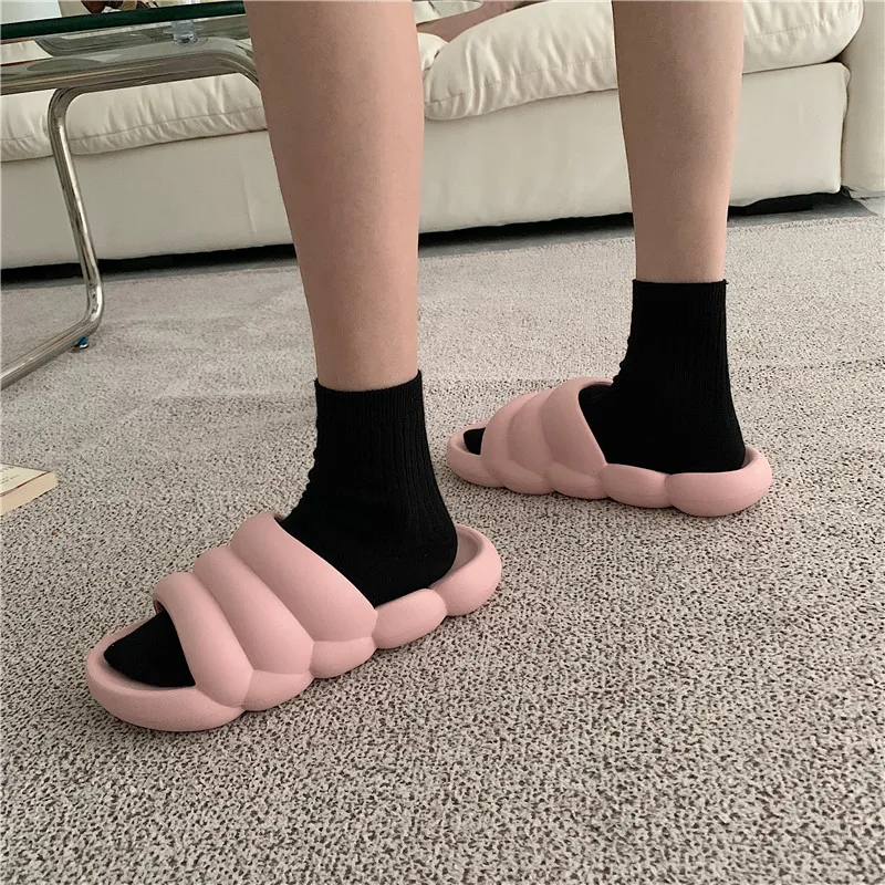 2021New Thicker EVA Couple Style Thick Sole Soft Indoor Slippers Men Women Anti-slip Sandals Summer Bathroom Bath Platform Shoes