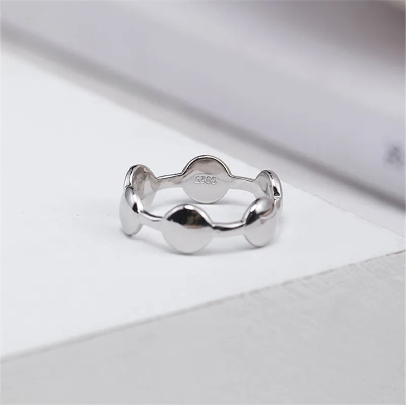 

Uglyless Simple Korean Style Glossy Shinning Silver Rings for Women Crystals Crown Dots Rings 925 Silver Fashion Jewelry Vogue