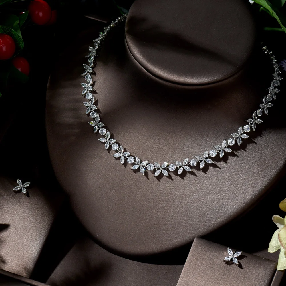 Комплект женских украшений HIBRIDE с фианитами ожерелье в форме красивых листьев