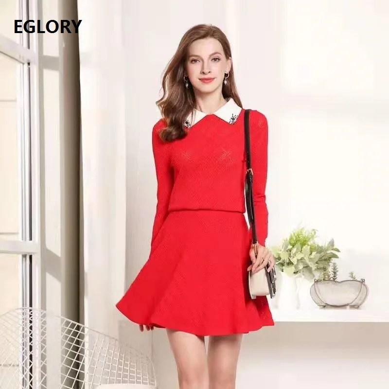 Женское трикотажное платье свитер с длинным рукавом и отложным