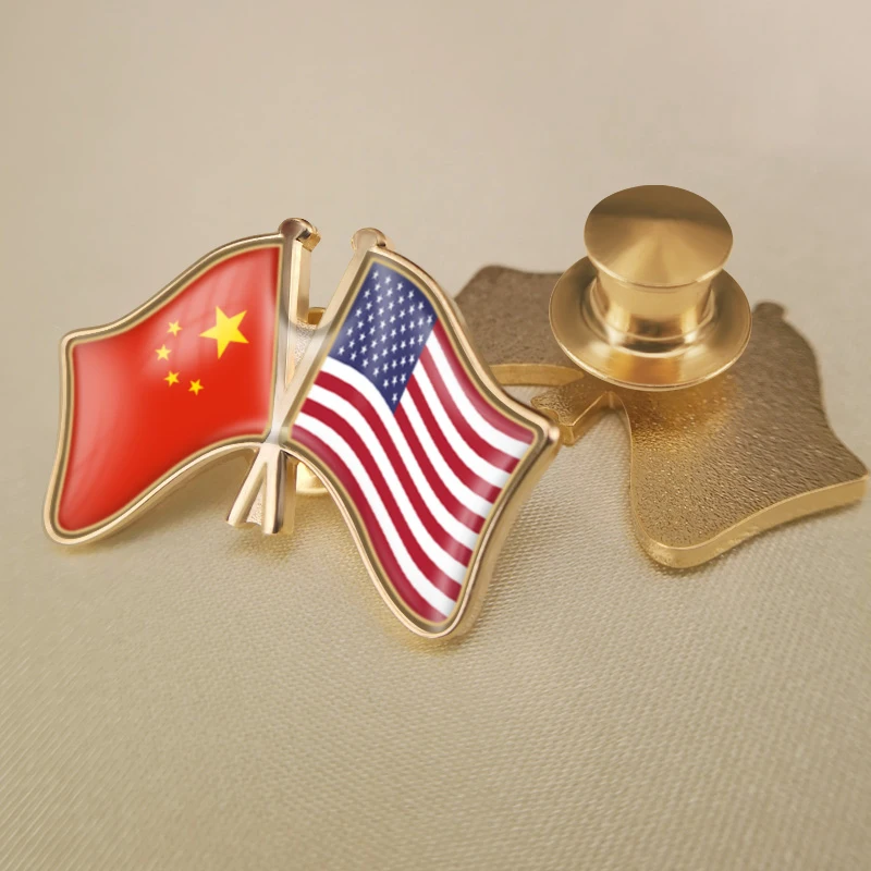 United States and China Crossed Double Friendship Flags Lapel Pins Brooch Badges | Украшения и аксессуары
