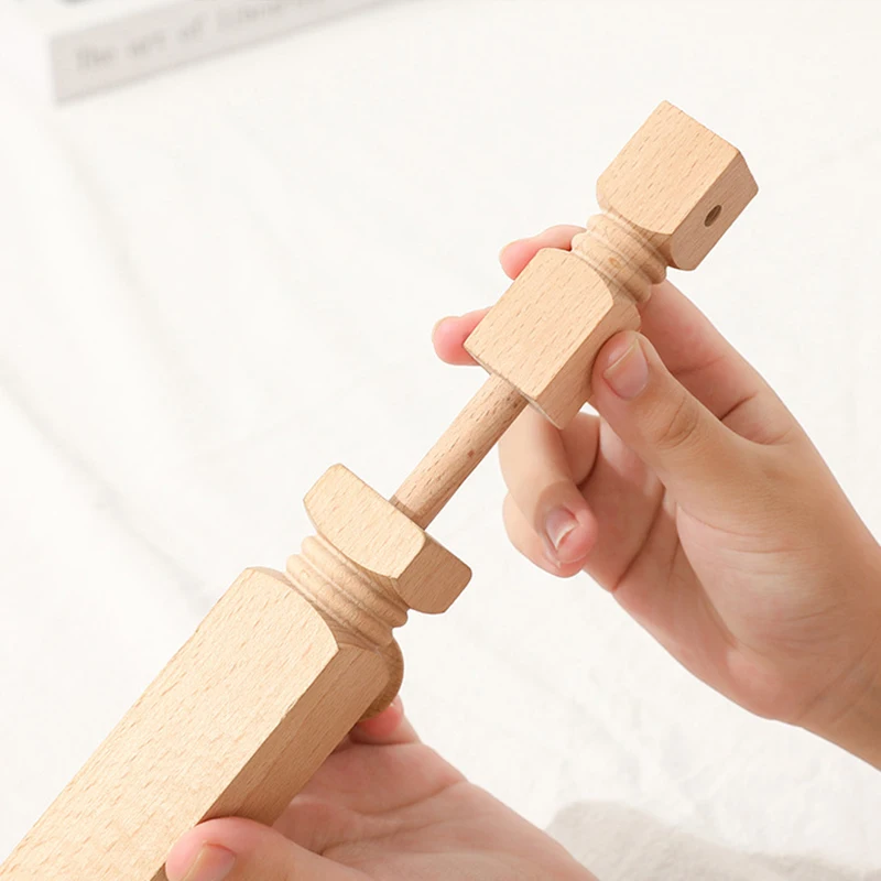 

Embroidery Hoop Embroidery Stand Hoop Wood Embroidery and Cross Stitch Hoop Set Ring Frame Adjustable Sewing Tools 1pc