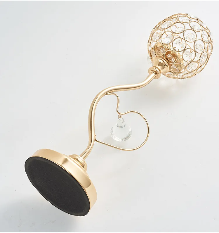 

Popular Nordic vintage candlestick Christmas electroplating iron 35x11cm candlestick creative heart-shaped hollow candlestick