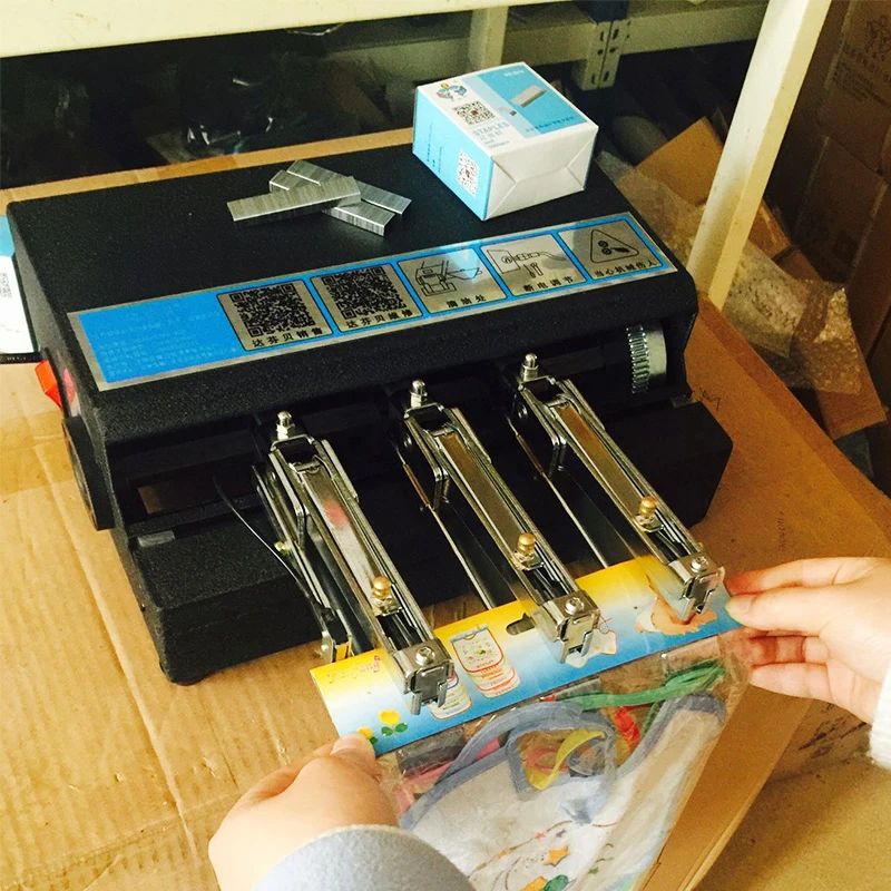 Автоматический сшивающий аппарат управления переплетный станок школьные