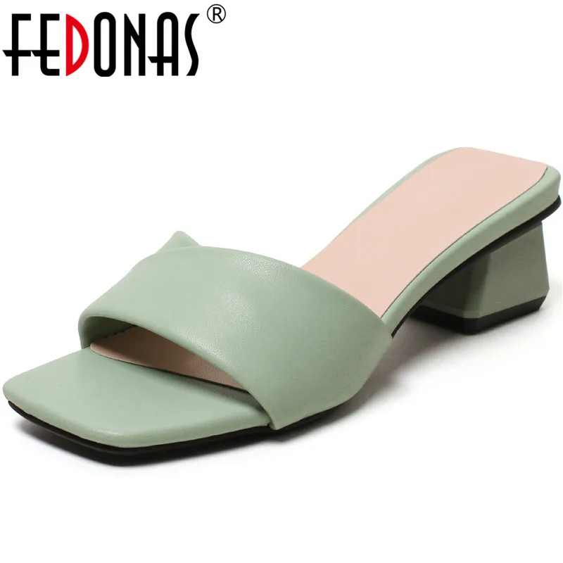 Женские босоножки с открытым носком FEDONAS черные на высоких каблуках повседневная