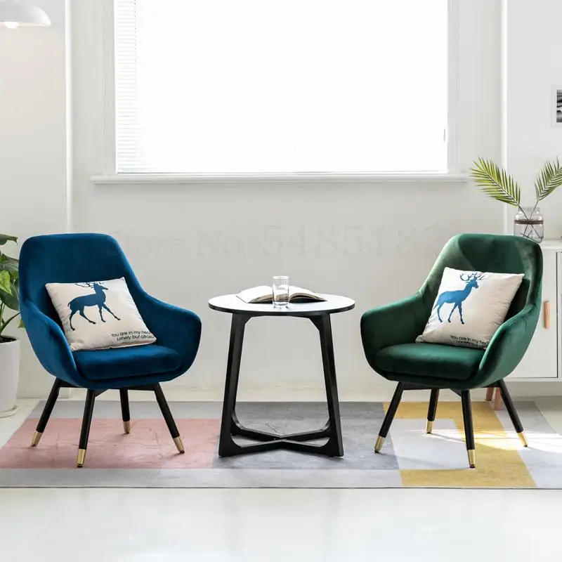 Одноместный скандинавский балкон стол и стул светильник роскошный мини