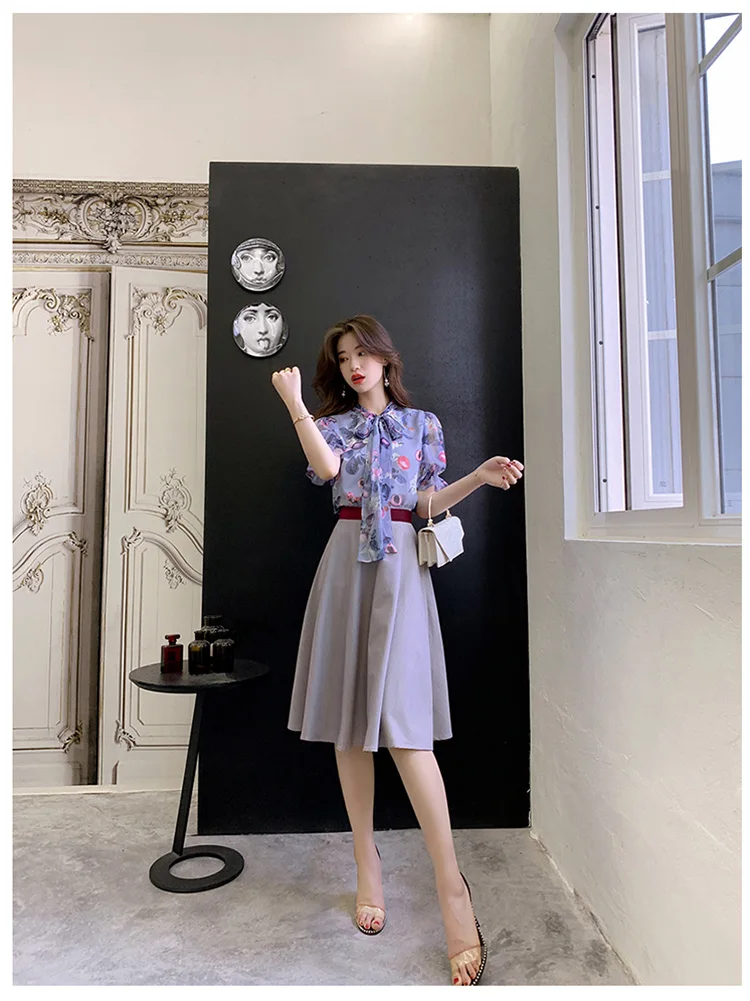 

Summer Women Small Fragrance Two-Piece Printed Short-Sleeved Chiffon Shirt + High Waist Skirt Professional Two-Piece Set