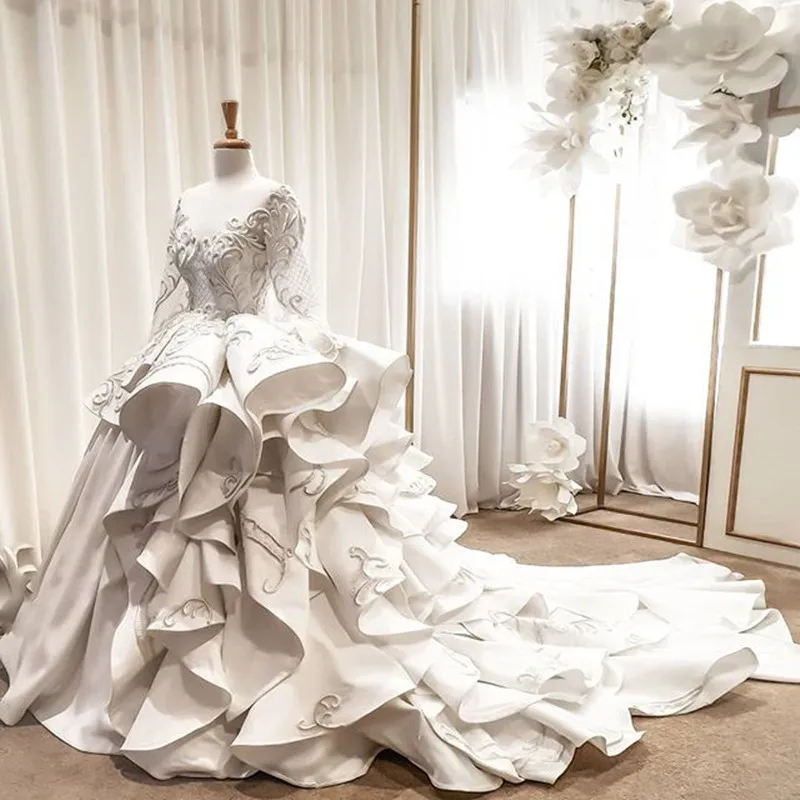 

Illusion Long Sleeve Wedding Dresses Sheer O-neck Cascading Ruffles Chapel Train Arabic Muslim Princess Wedding Gown Vestido de
