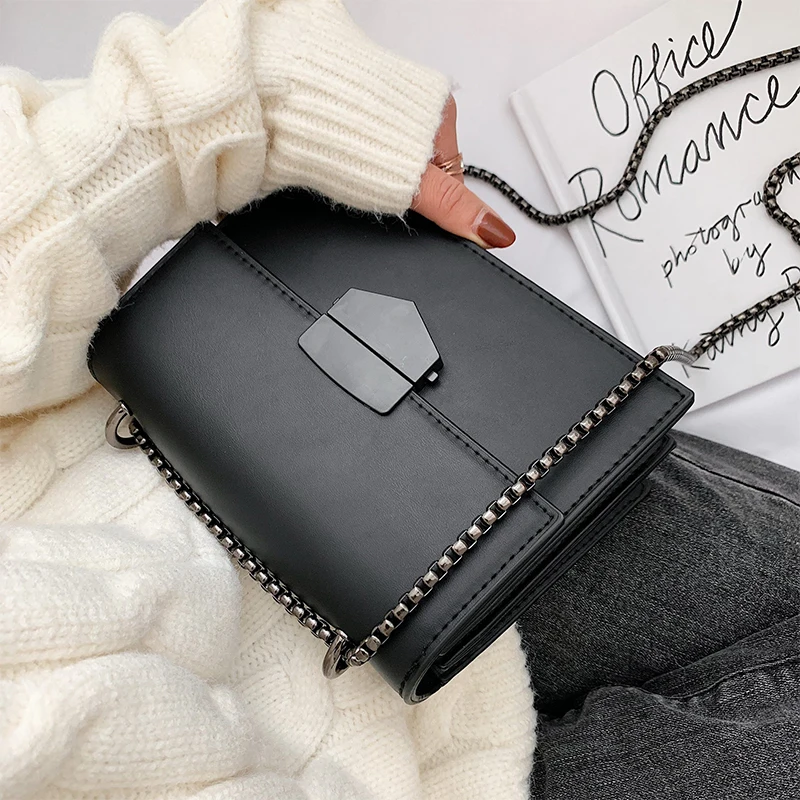 Сумка кросс боди Женская квадратная из экокожи с цепочкой и замком|Сумки ручками|