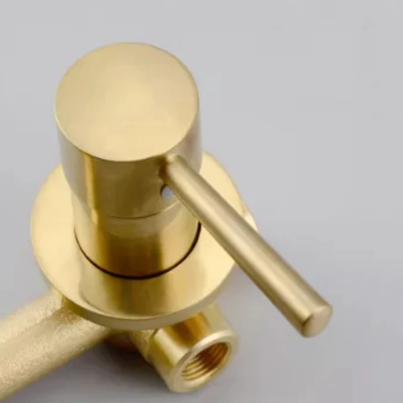 Настенный латунный Смеситель для раковины Скрытый кран в ванной комнате