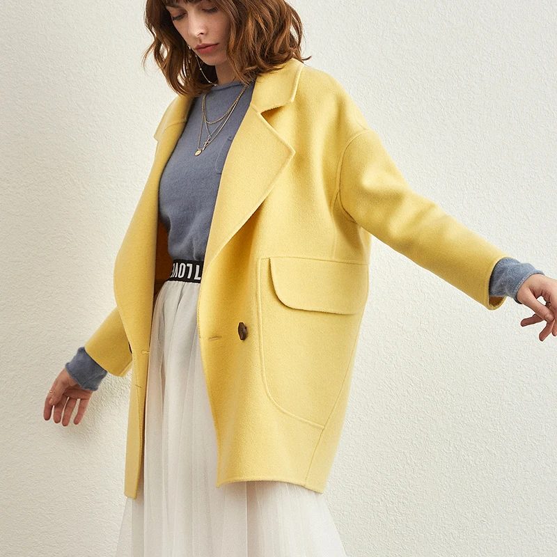 

female little brief paragraph coat of new fund of 2019 autumn winters is easy to show thin zero cashmere cloth coat