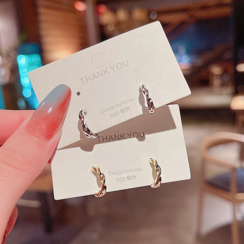 

Trendy Circle Round Hoop Earrings for Women Korean Style Ear Buckle Metal Gold Silver Color Earrings Girls Wedding Jewelry Gift