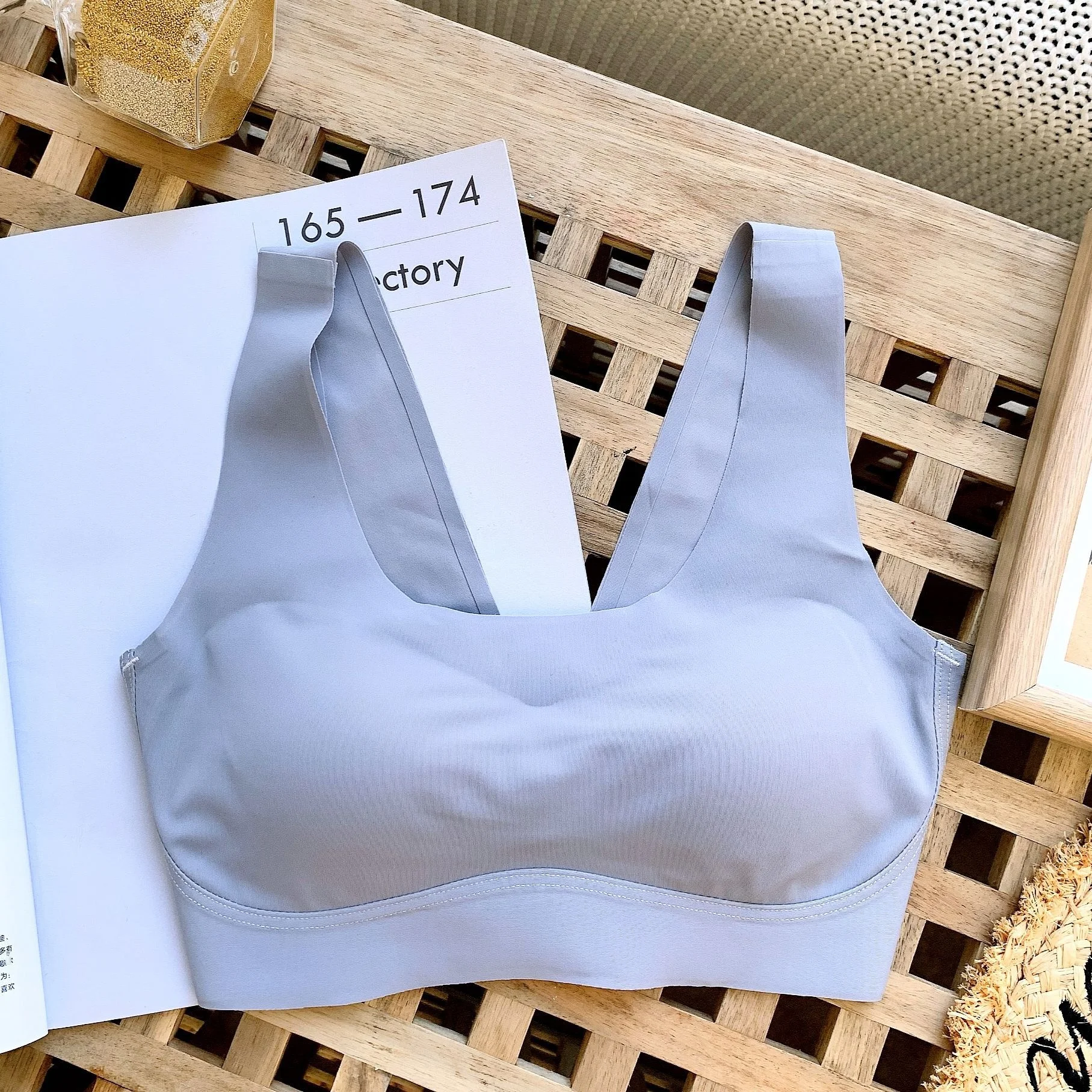 

2021 Latex Bra Underwear Women's Running Shock-Proof Anti-Sagging Sexy Gather D Vest For Women