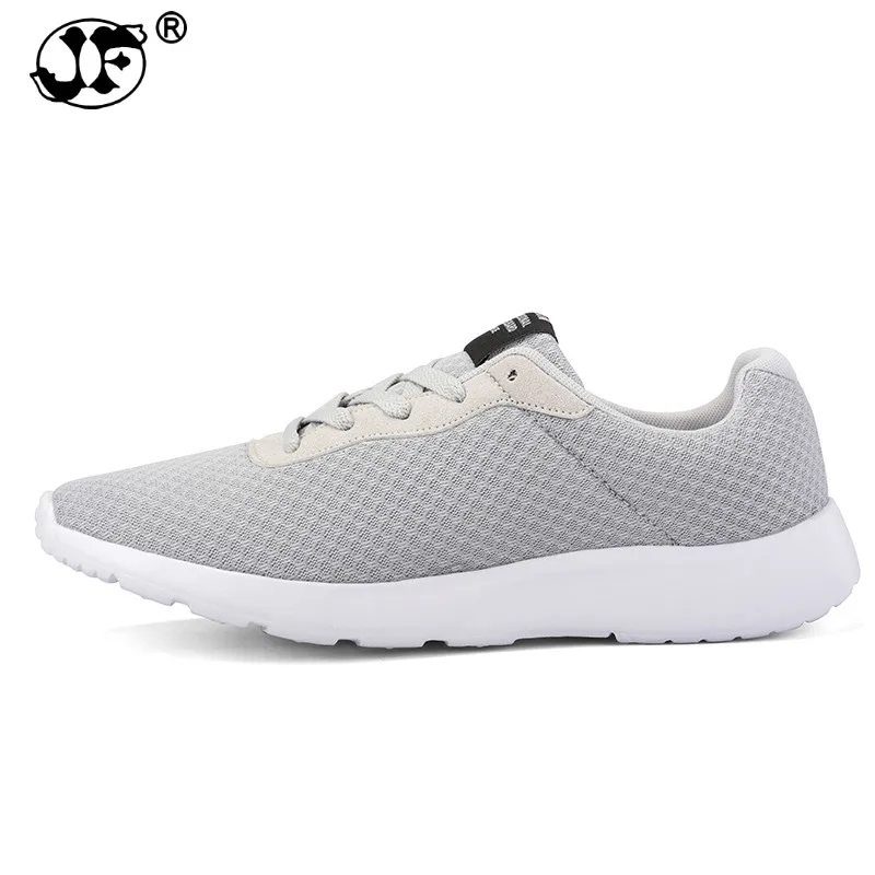 Мужские повседневные теннисные туфли черные удобные сетчатые лоферы