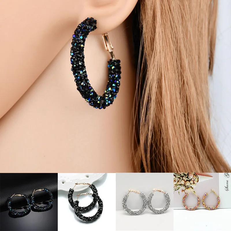 Женские круглые серьги-кольца с кристаллами блестящими стразами подарочные