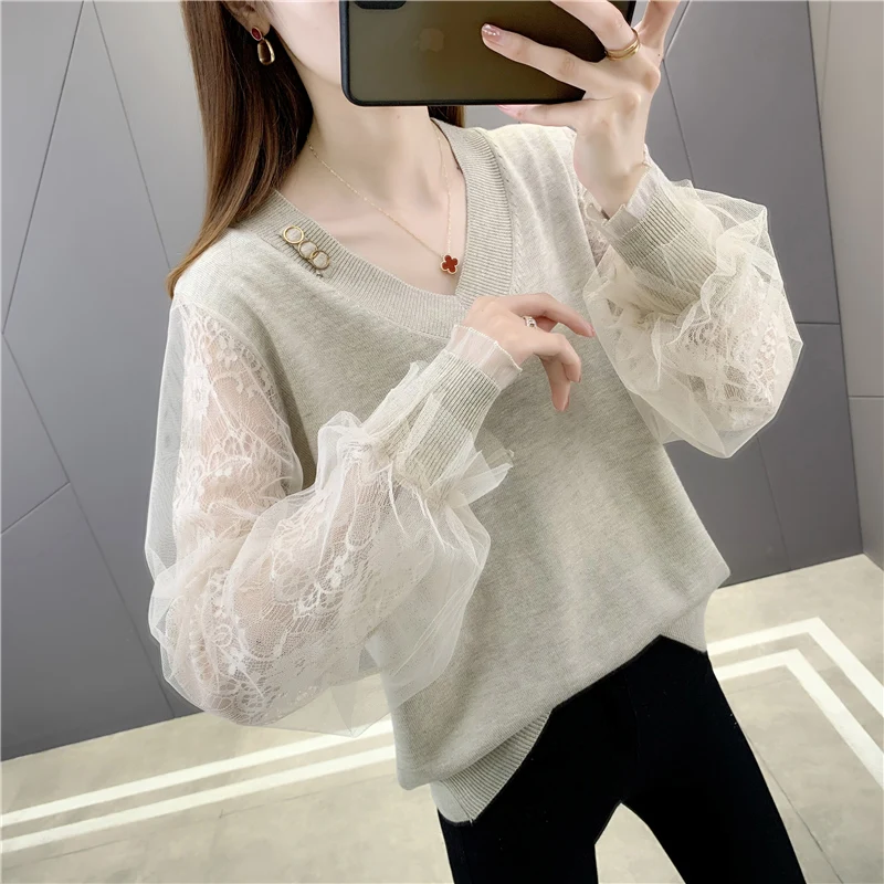 

Room 197652 2 Row 2 No.2 Middle] real shot V-neck spring clothing stitching mesh lace sleeve T-shirt 48