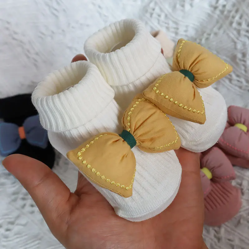 Calcetines de rayas verticales para beb&eacute;, con forma de lazo de mu&ntilde;eca 3D, calcet&iacute;n antideslizante de luna llena, ropa para ni&ntilde;os y ni&ntilde;as-2