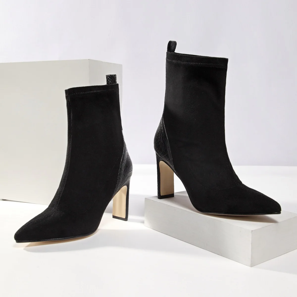 

Облегающие эластичные женские ботильоны с острым носком; Ботинки на высоком квадратном каблуке; Женская модная обувь; Bota Feminina 42