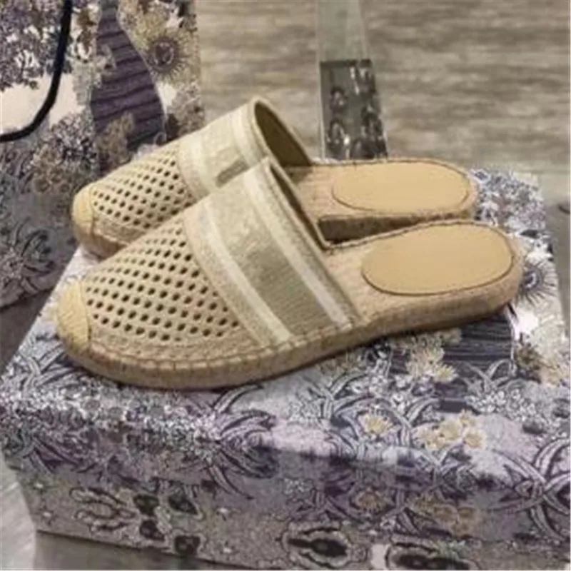 

Mesh Woman Slippers Fashion Slippers Shoes Zapatos Mujer Women Shoes Female Shoes Summer Shoes Roud Toe Slipper Ladies Shoes
