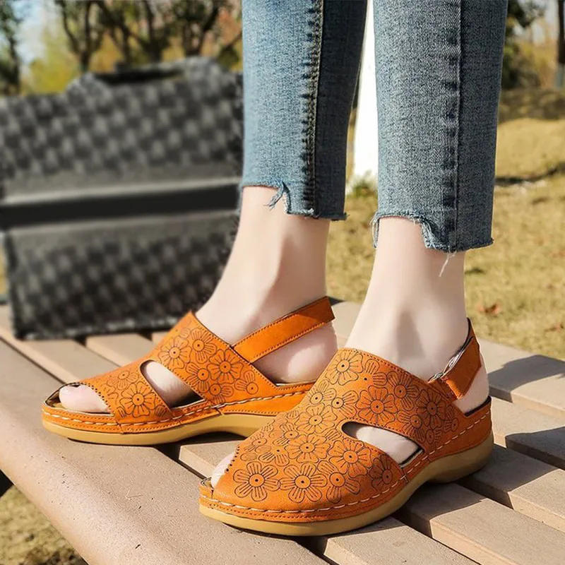 

Women's Shoes Ladies Mid Heel Hook Loop Spring Sandals New Woman Platform Print Fashion Comfortable Leather 2021 Shoes Plus Size