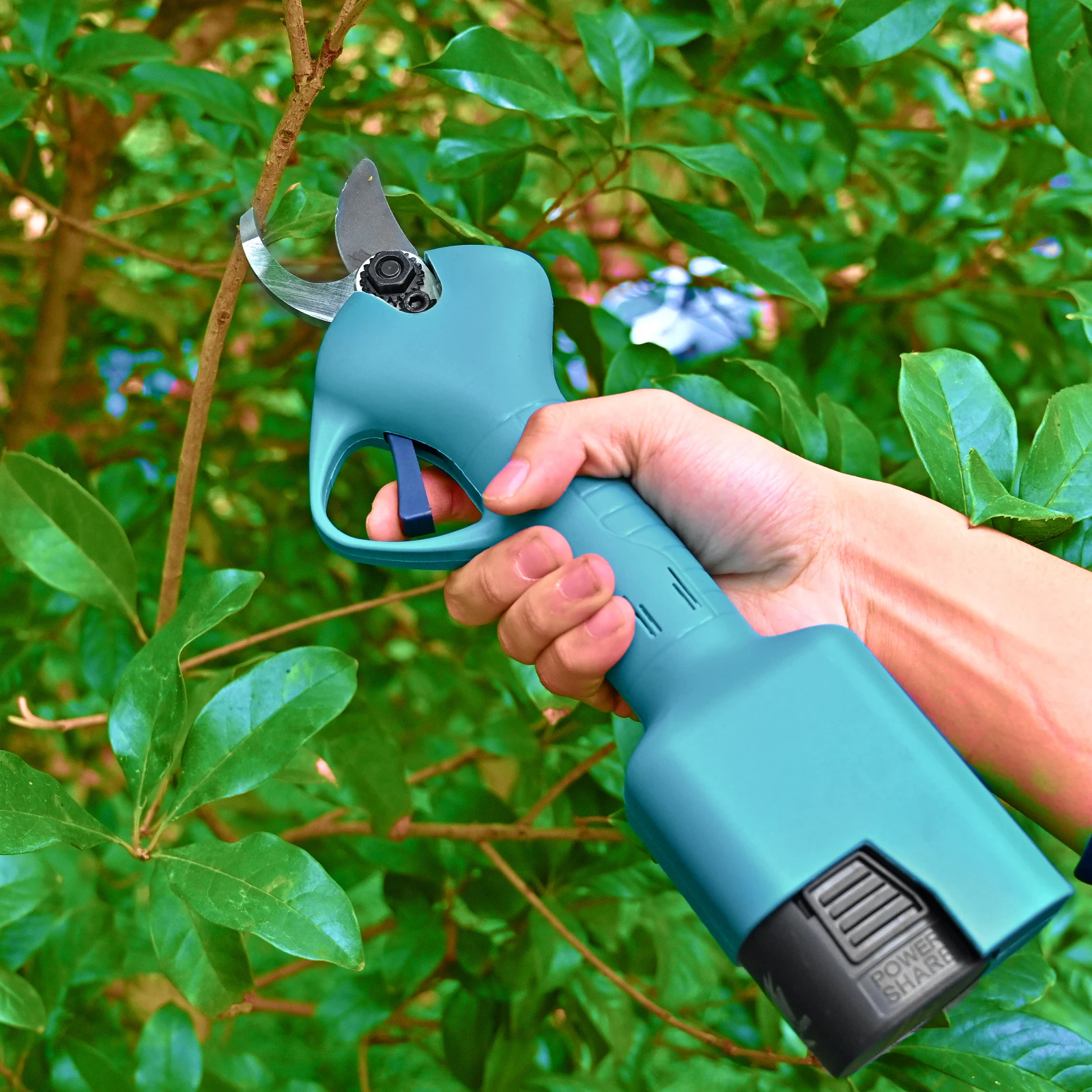 

16.8V 500W Cordless Pruner 25mm Electric Pruning Shear Efficient Fruit Tree Bonsai Pruning Branches Cutter Landscaping Tool