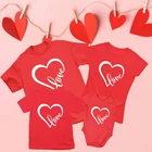 Одинаковая семейная одежда с любовным сердцем, футболка для мамы, отца, дочери, сына, ребенка, костюм ко Дню Святого Валентина, футболка, Топы с коротким рукавом