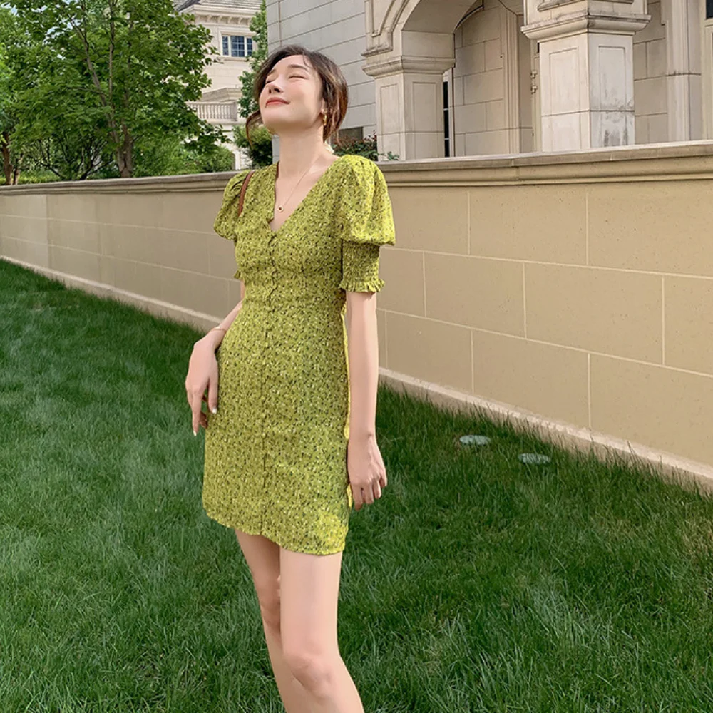 

Missnight Sweet Mini Green Dress Women High Waist Vintage Puff Sleeve V Neck Mini Summer Dress 2021 A-line Button Up Streetwear