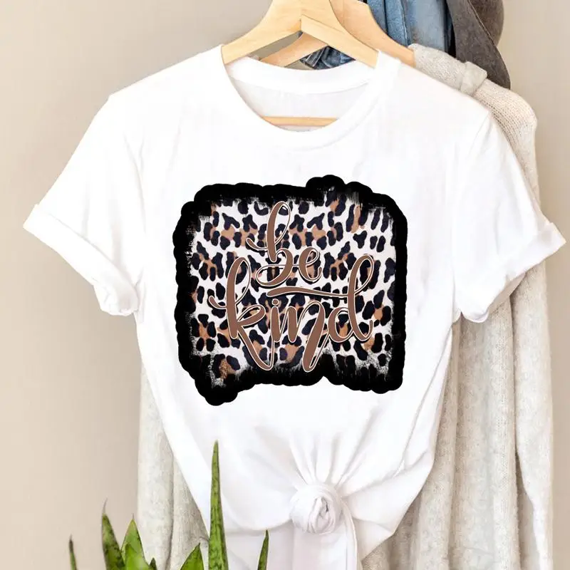 

Женская леопардовая футболка в стиле 90-х, с коротким рукавом