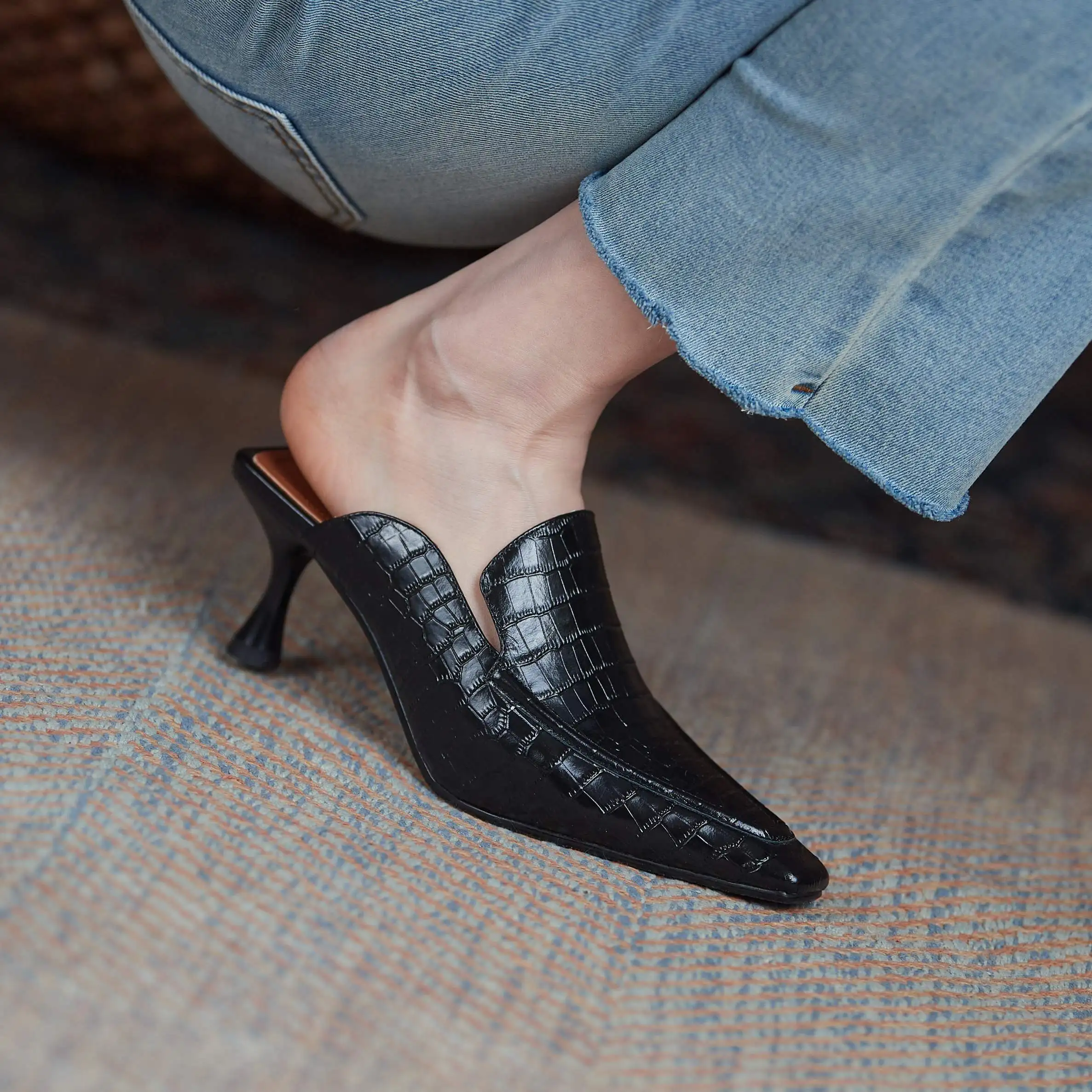 

Krazing pot genuine leather square toe high heels strange style European style daily wear mules outside slipper shoes women L96