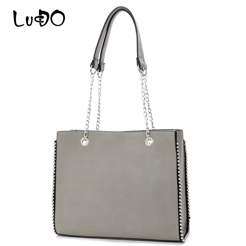 

2021 New Luxury Handbags Women Bags Designer Rivet Casual Fashion Shoulder Messenger Bag Vintage Chain Casual Capacity Tote Bags