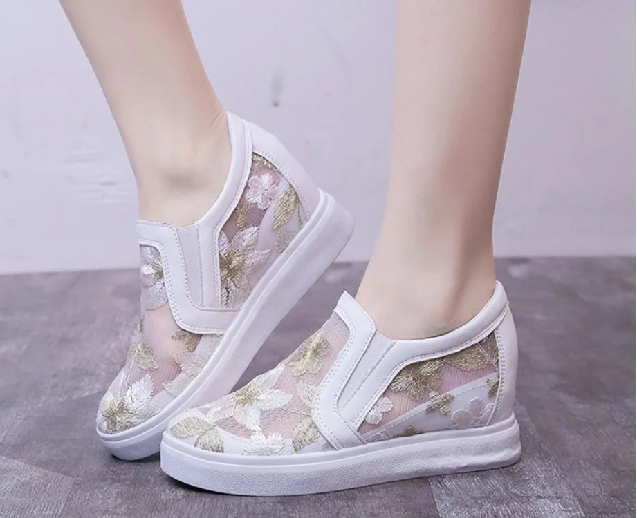 New Women's Breathable Summer Hidden Wedge Sneakers Woman Flat with Casual Shoes In Women's Walking Shoes Loafers