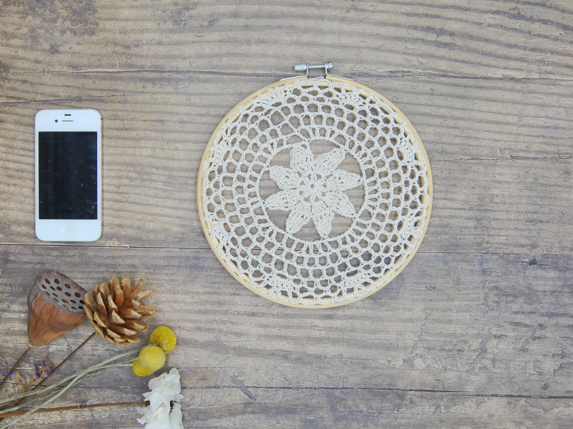 

Nordic handmade macrame dreamcatcher Woven knitted wall hanging tapsey Room decoration Farmhouse decor No.B037 diameter 20cm