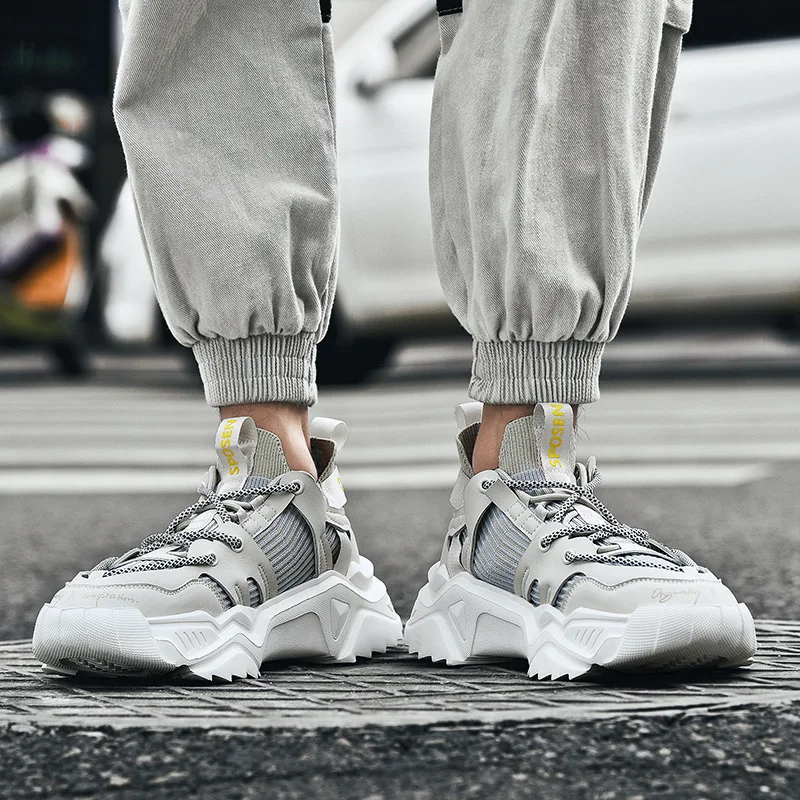 

2020 New Fashion Design Superstar Men Skateboarding Shoes New Daddy Tide Shoes Thick Bottom Sports Breathable Luminous Sneakers