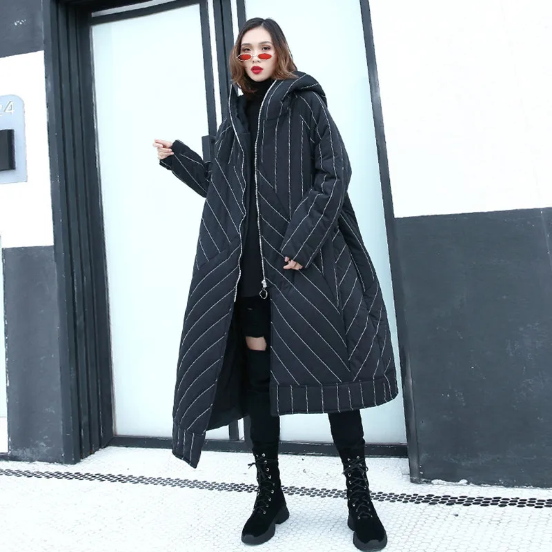 Новинка 2019 зимние плотные теплые женские куртки полосатые с капюшоном