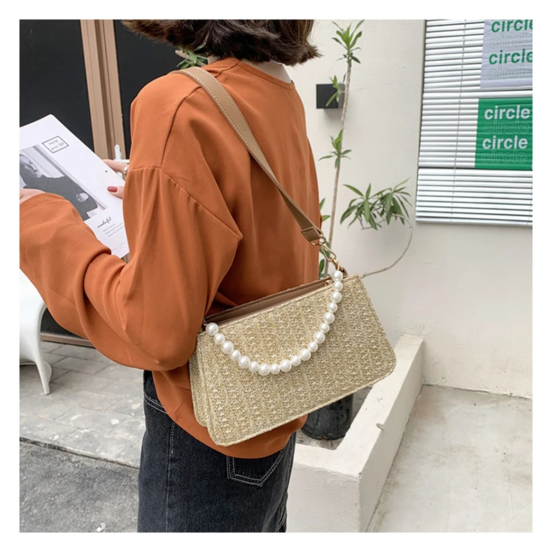 

Сумка женская соломенная на плечо, квадратная, с жемчужной цепочкой, лето 2021