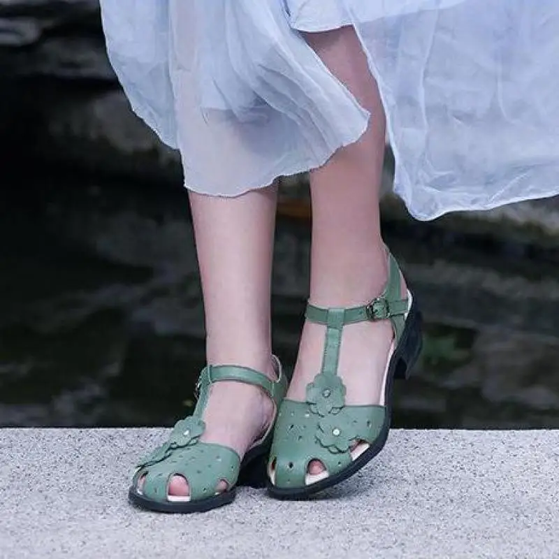 

Johnature, , , , 2021