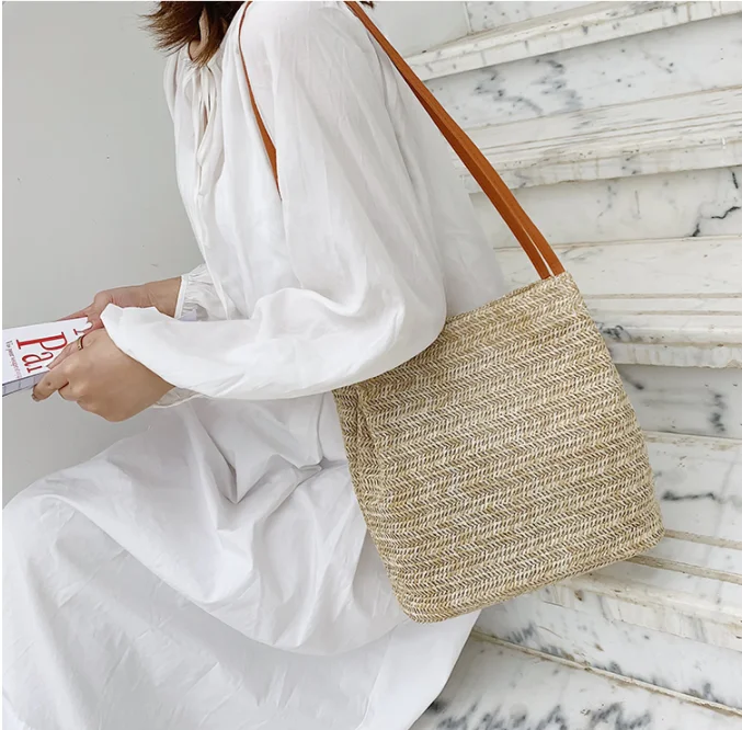 

Vintage Fashion Women Woven Rattan Straw Bucket Handbag Shoulder Bag Messenger Crossbody shopping Bag Purse